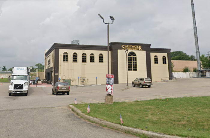Union Lake Twin Cinemas - 2018 Street View (newer photo)